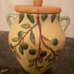 Decorative ceramic jar